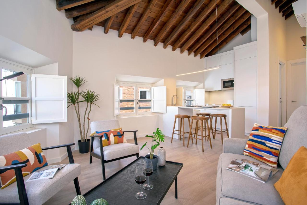 Apartamentos Thyssen Cisneros By Rent Me Málaga Exterior foto