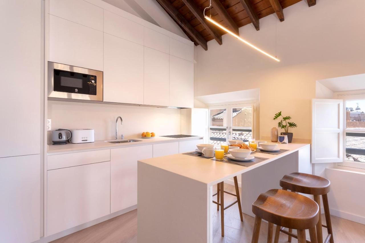 Apartamentos Thyssen Cisneros By Rent Me Málaga Exterior foto