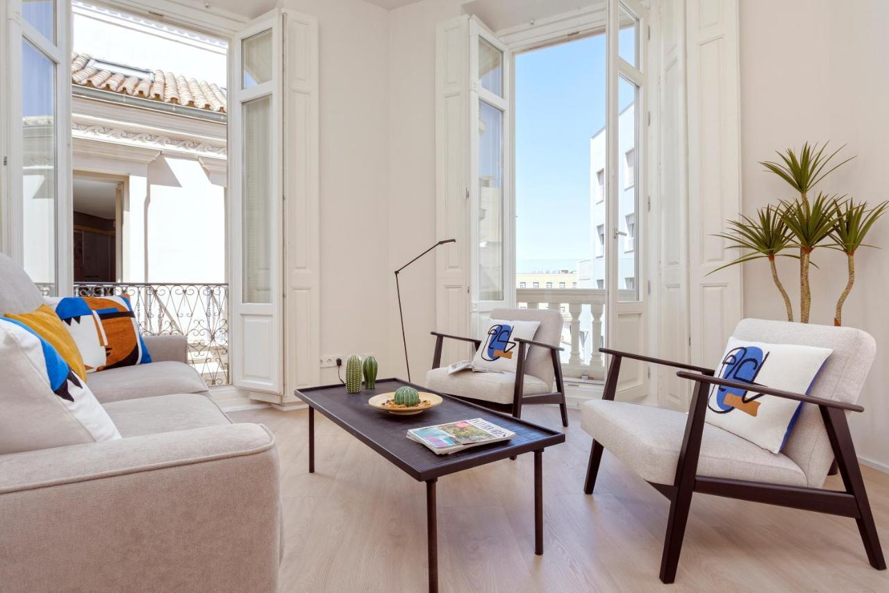 Apartamentos Thyssen Cisneros By Rent Me Málaga Exterior foto