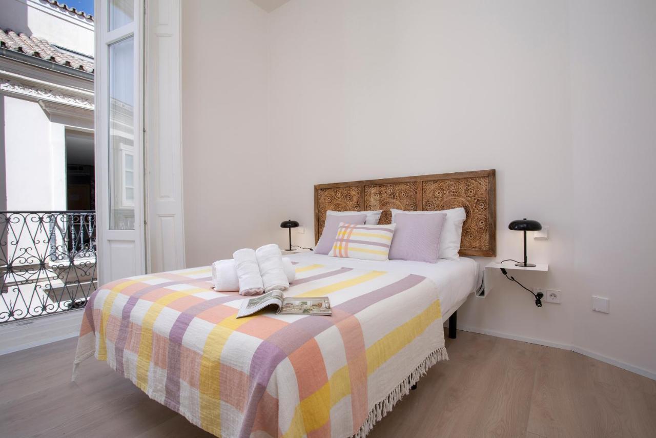 Apartamentos Thyssen Cisneros By Rent Me Málaga Exterior foto