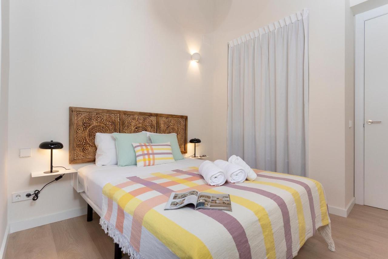 Apartamentos Thyssen Cisneros By Rent Me Málaga Exterior foto