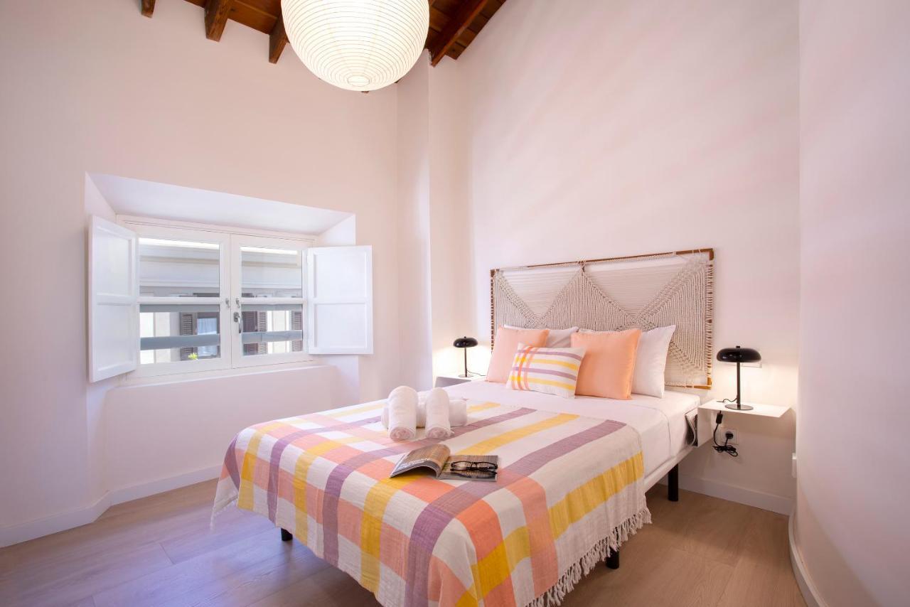 Apartamentos Thyssen Cisneros By Rent Me Málaga Exterior foto